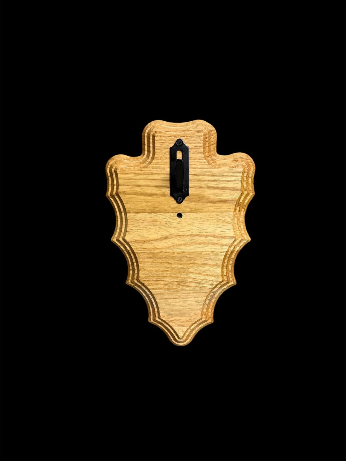 European Mount Wall Display Arrowhead Plaque with Skull Hook | Natural Oak - Woodland Haven Designs